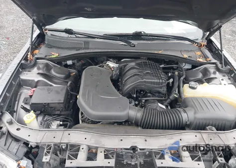 2019 Chrysler 300 300S z USA, uszkodzony, nr VIN 2C3CCABG1KH570323